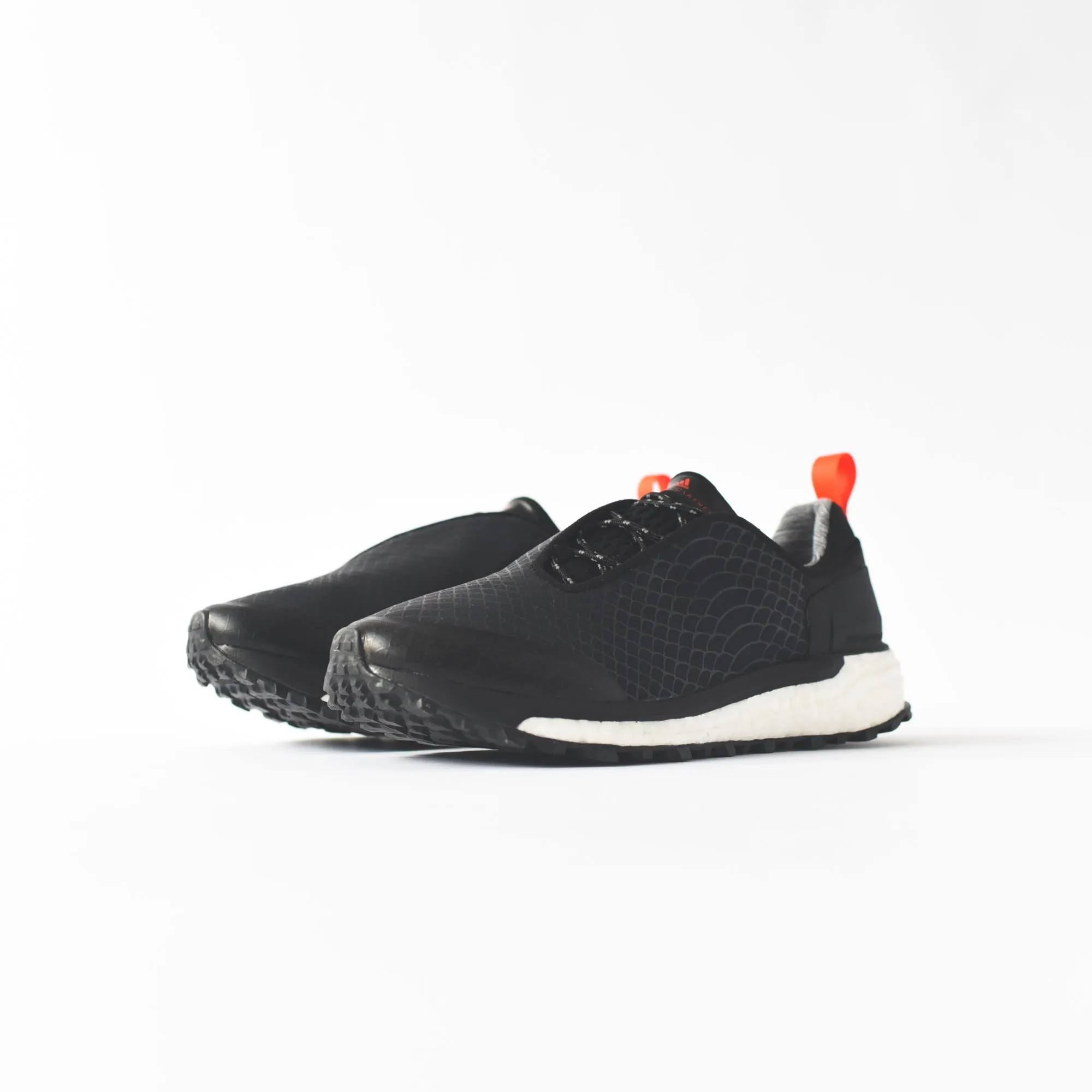 adidas by Stella McCartney Supernova Trail - Black / White / Energy