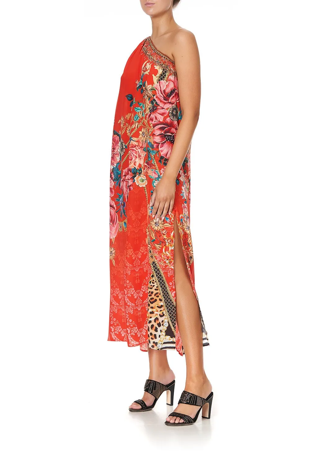 ASYMMETRIC HARDWARE KAFTAN AND THE QUEEN WORE RED