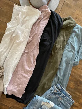 DISTRESSED BOYFRIEND TEE