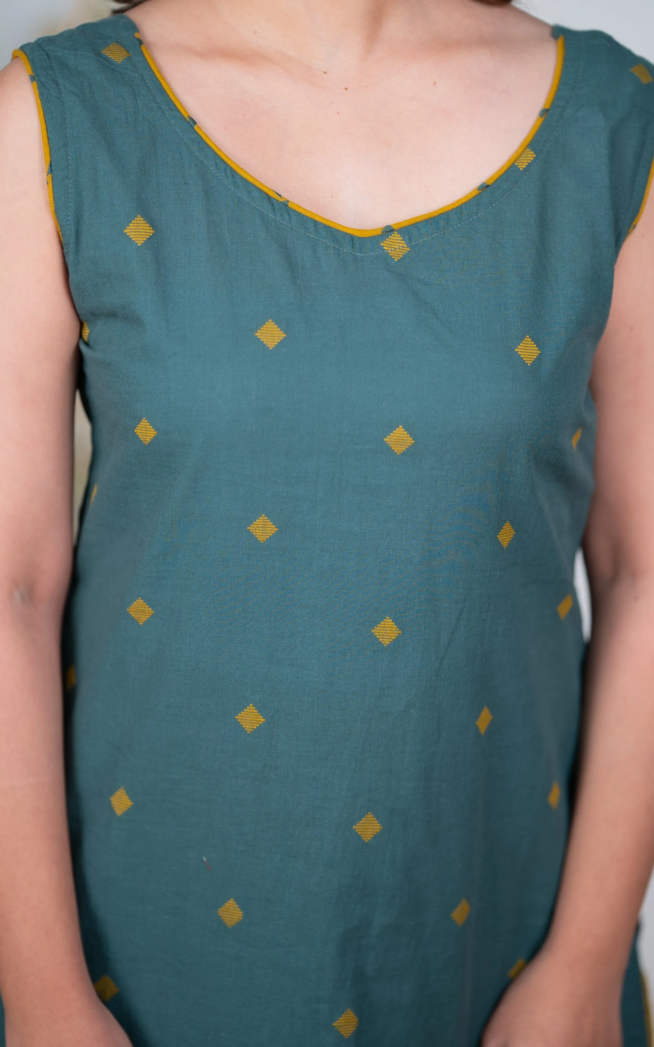Sidhiksha Green (Kurti Pant)