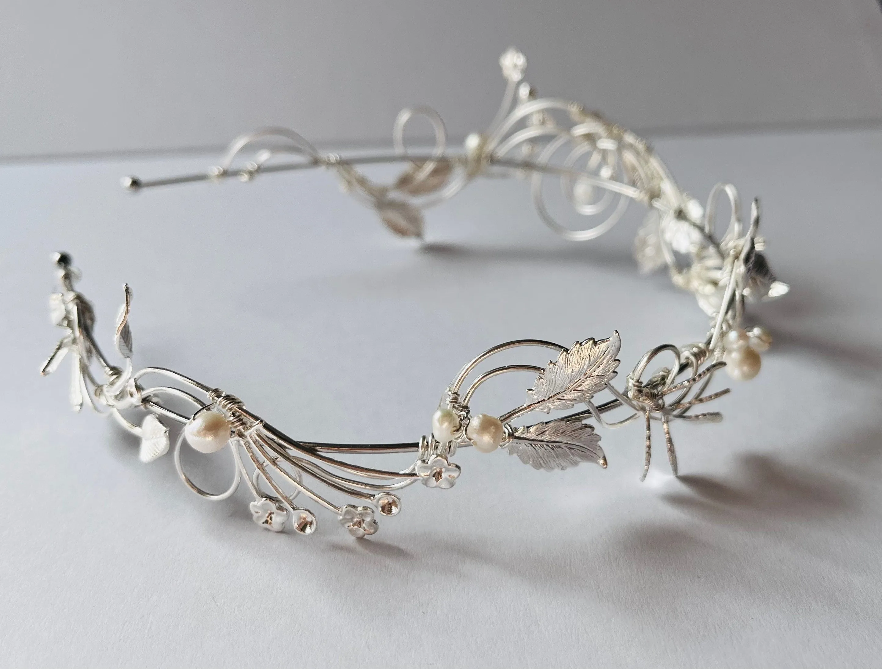 The VERITY Leaf & Pearl Headband