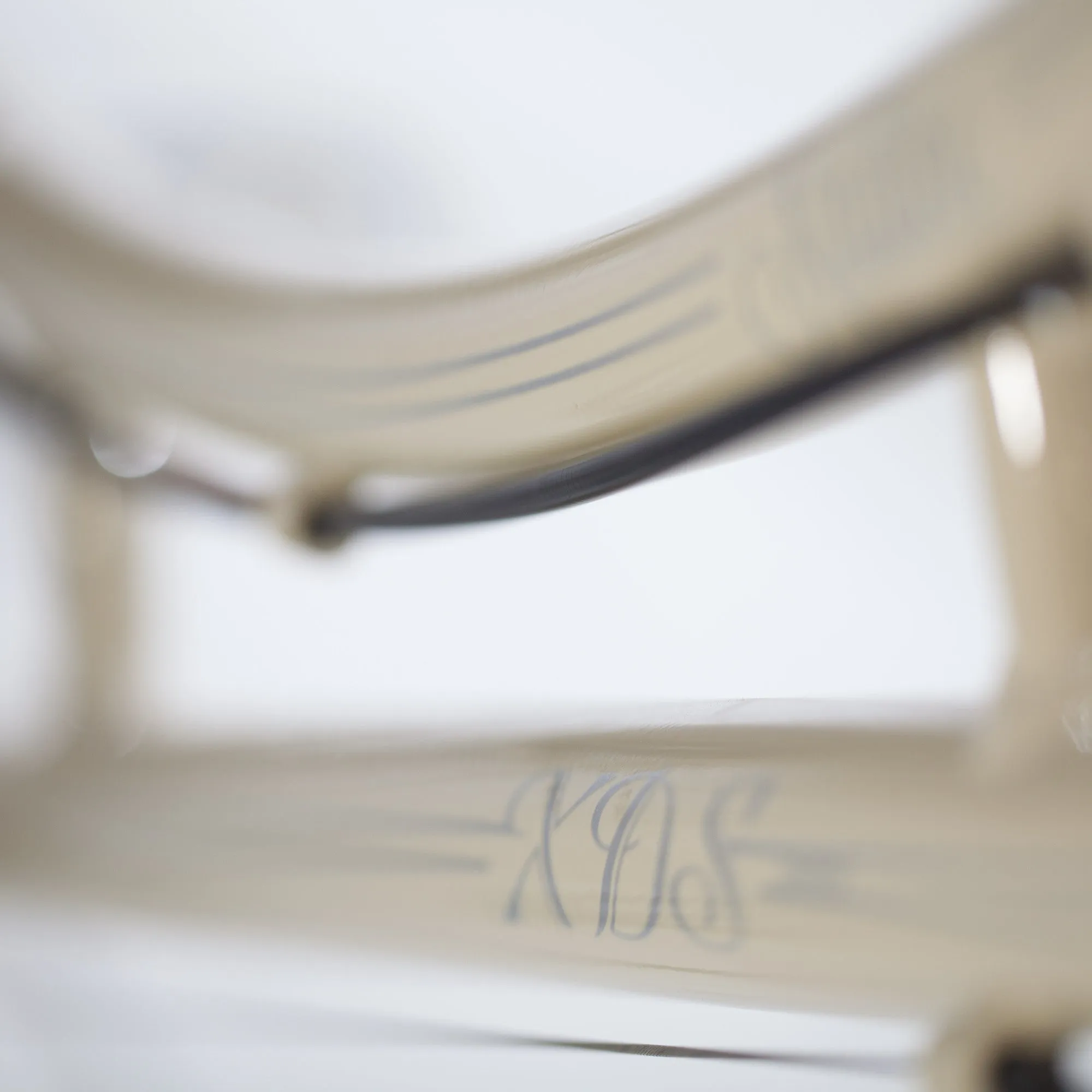 XDS Nadine 7sp Women's Step-Through City Bike //  Dark Vanilla